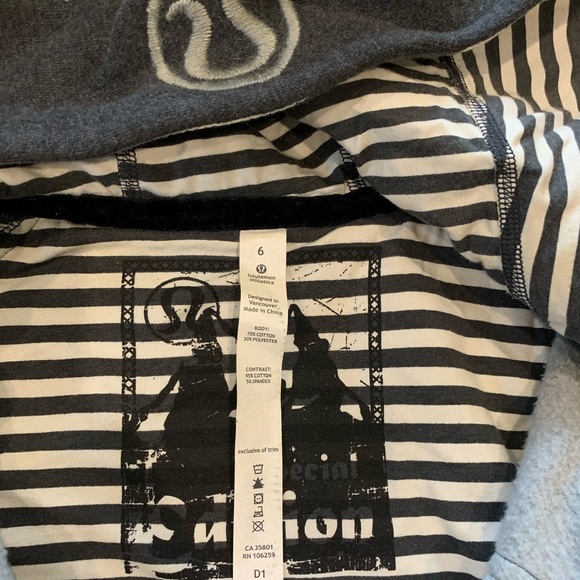Special edition Lululemon Scuba Hoodie - Picture 3 of 4